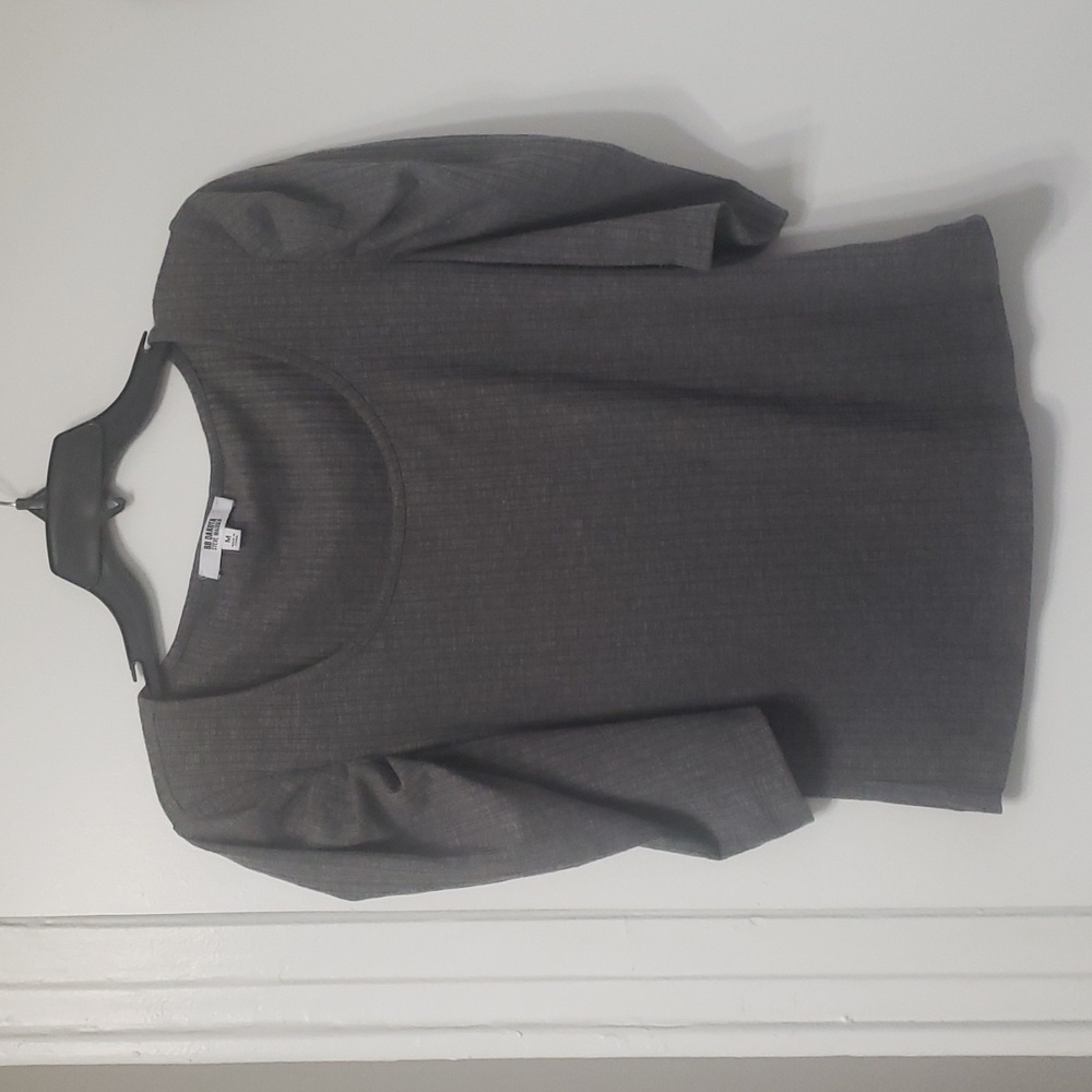 Grey fitted top